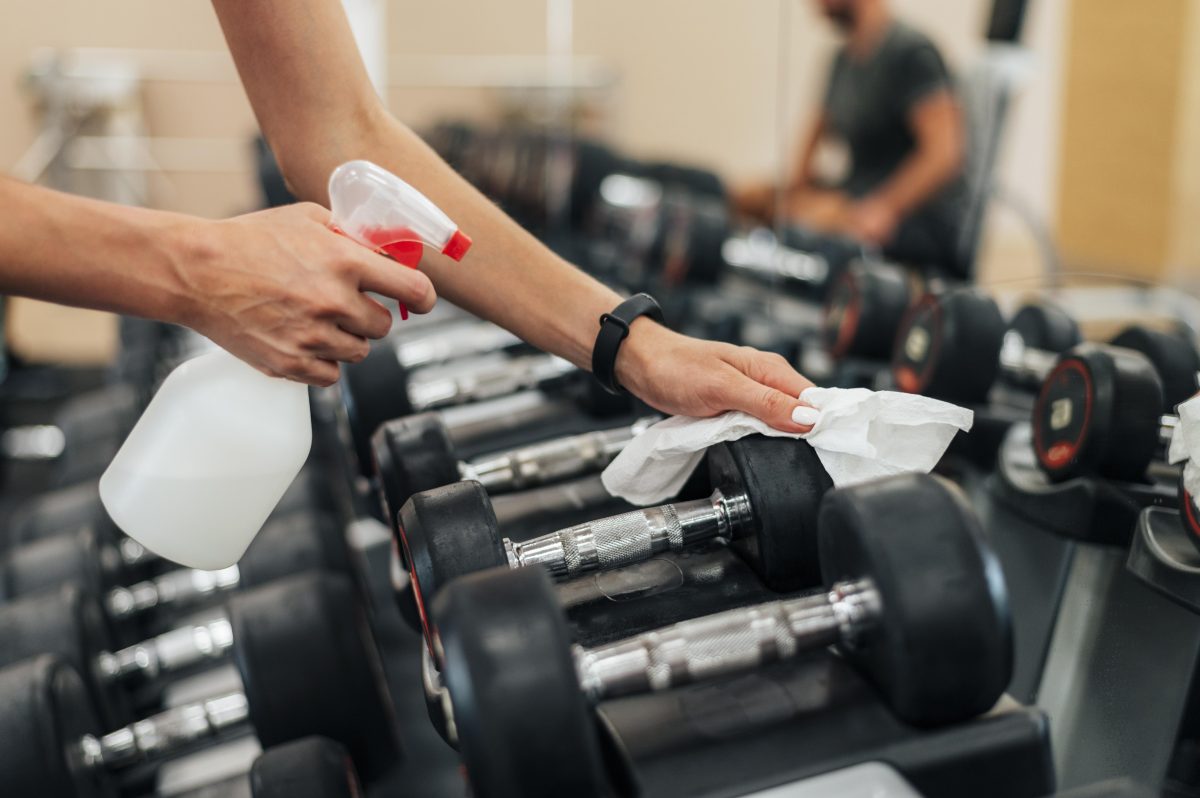A Better Way to Wipe down Gym Equipment: Quick, Hygienic Tips